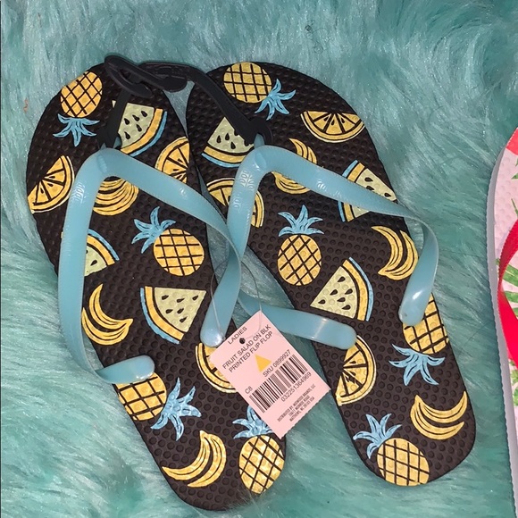 Cute Printed Flip Flops - Picture 2 of 3
